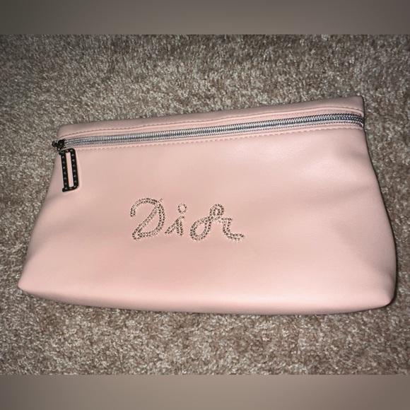 Dior beauty clutch - Picture 1 of 3